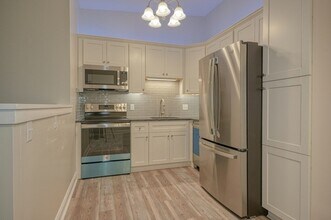 74 Beach St in Woburn, MA - Building Photo - Building Photo