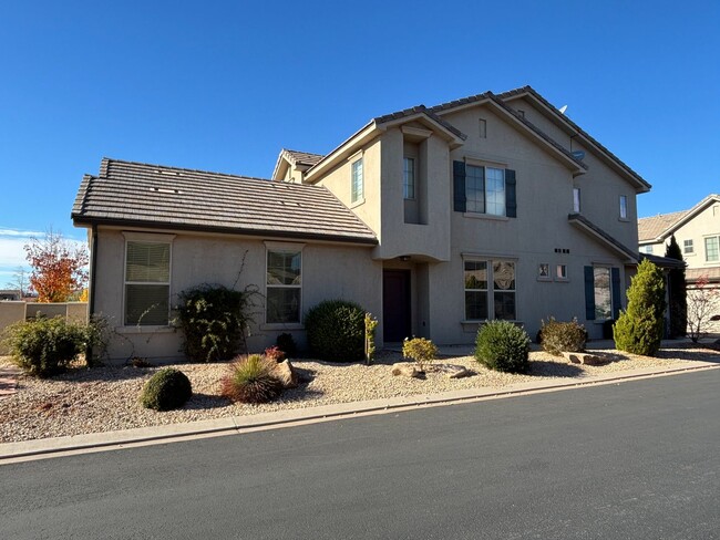 property at 1934 Vacation Ln