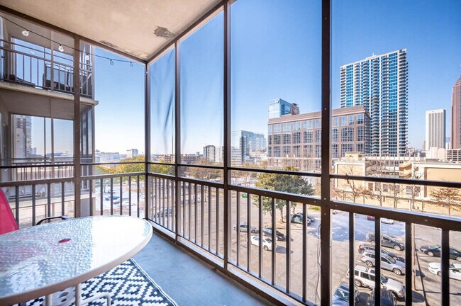 218 Peachtree St NE-Unit -ID1299386P in Atlanta, GA - Building Photo - Building Photo