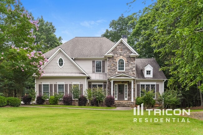 property at 2930 Dartmouth Pl