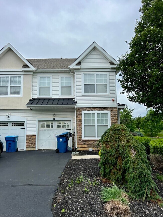 property at 328 Ross Ct
