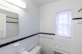 Belvedere Apartments in Silver Spring, MD - Building Photo - Interior Photo