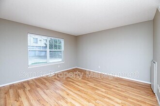 1383 NE Dutch Ln in Beaverton, OR - Building Photo - Building Photo