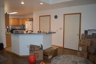 1709 Carns Dr in Madison, WI - Building Photo - Building Photo