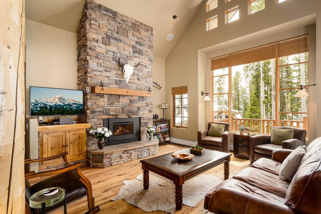 4 Full Moon Rd in Big Sky, MT - Building Photo