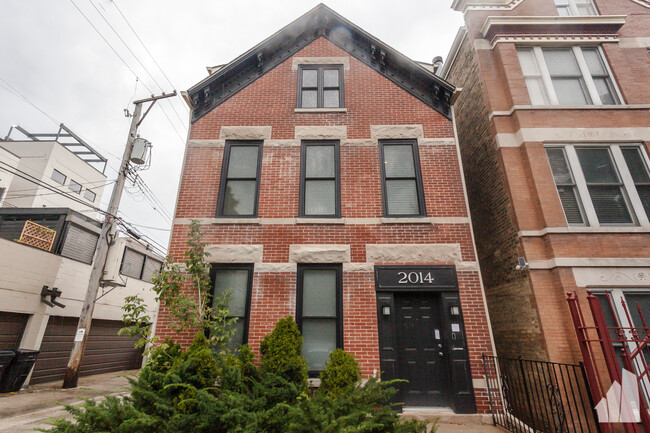 2014 N Wolcott Ave, Unit #1 in Chicago, IL - Building Photo - Building Photo