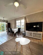 4652 Poinciana St in Lauderdale-by-the-Sea, FL - Building Photo - Building Photo
