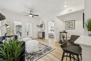 NEO at Midtown in Dallas, TX - Building Photo