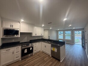 32 Hiland Pl-Unit -Unit B in Benton, AR - Building Photo - Building Photo