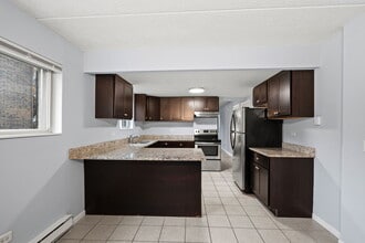 21W284 Tee Ln in Itasca, IL - Building Photo - Building Photo