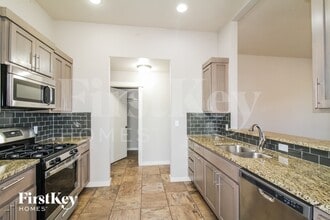 1612 Penn Ln in Moore, OK - Building Photo - Building Photo