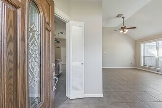 2533 Potomac Dr in League City, TX - Building Photo - Building Photo