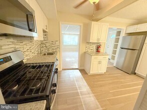 12 Wesley Ave in Cherry Hill Township, NJ - Building Photo - Building Photo