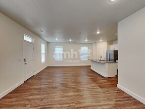 11068 S Stream Rock Rd in South Jordan, UT - Building Photo - Building Photo