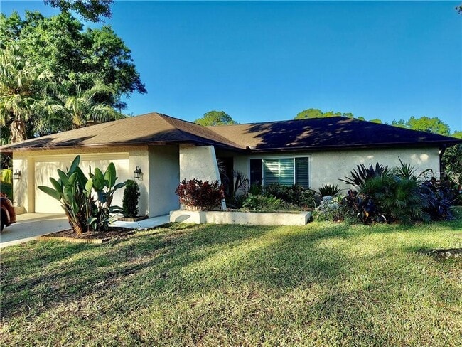 property at 3618 Forest Cir