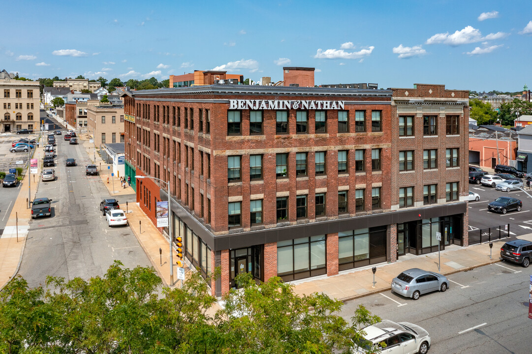 Downtown Lofts in Fall River, MA - Foto de edificio