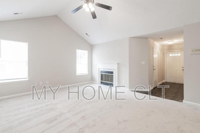 12025 Brownestone View Dr in Charlotte, NC - Building Photo - Building Photo