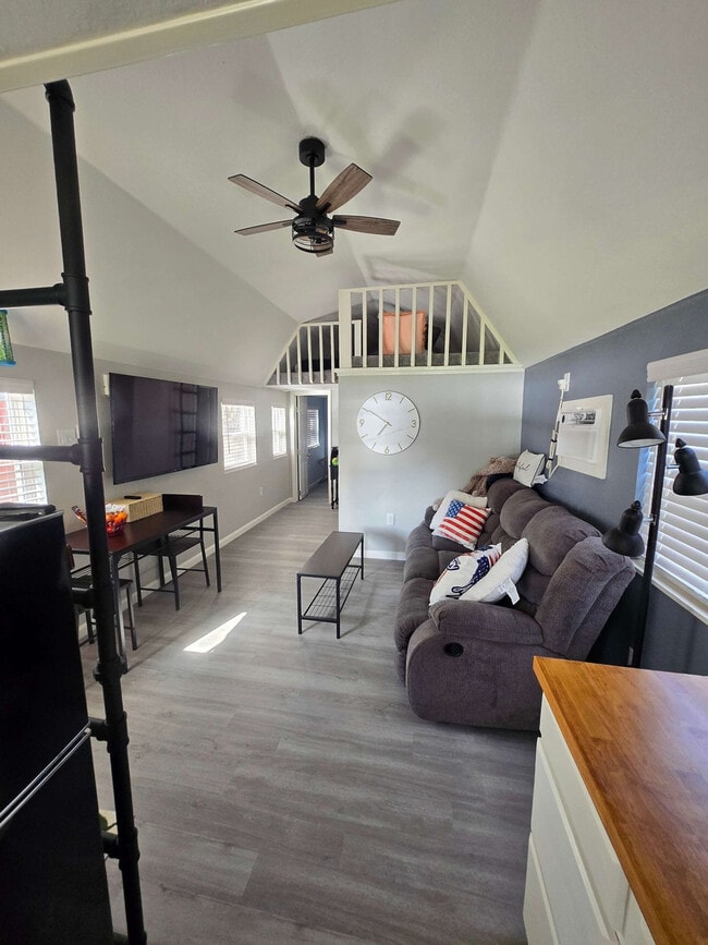 1207 Shahan Prairie Rd