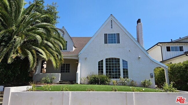 property at 830 S Averill Ave
