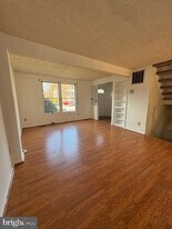 3621 Seaford Ct in Pasadena, MD - Building Photo