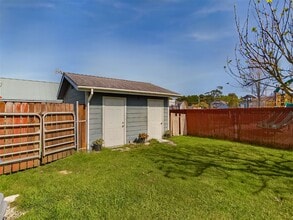 1403 E St in Eureka, CA - Foto de edificio - Building Photo