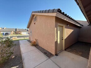 7375 E 39th St in Yuma, AZ - Building Photo - Building Photo