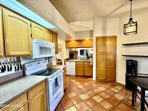 9970 N Colony Dr in Tucson, AZ - Building Photo - Building Photo