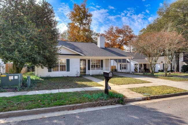 110 Spring Oak Ln in North Augusta, SC - Foto de edificio - Building Photo