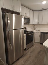 1212 N La Salle Dr, Unit 2 in Chicago, IL - Building Photo - Building Photo