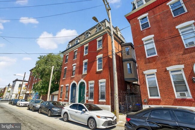 property at 1005 N 6th St