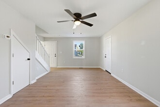 961 17th St in Newport News, VA - Building Photo - Building Photo