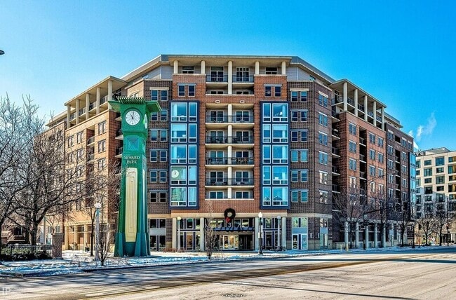 property at 437 W Division St