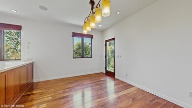 3311 Deronda Dr in Los Angeles, CA - Building Photo - Building Photo