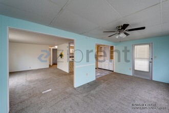 10928 Poplar St NE in St. Petersburg, FL - Building Photo - Building Photo