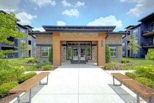 The Thomas in Columbus, OH - Building Photo