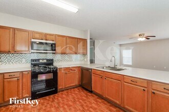 322 Aylesbury Ct in Kissimmee, FL - Building Photo - Building Photo