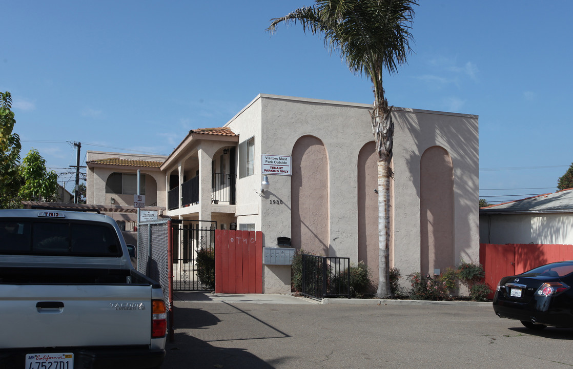 1930 C Ave in National City, CA - Foto de edificio