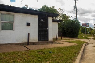 5302 Anzio Rd in Houston, TX - Building Photo