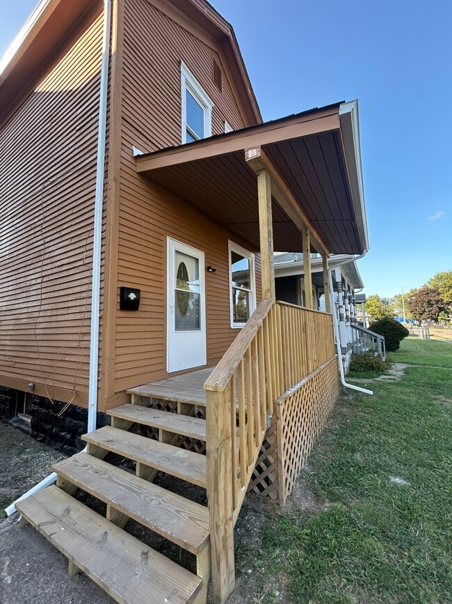 1425 Central Ave in Zanesville, OH - Building Photo - Building Photo