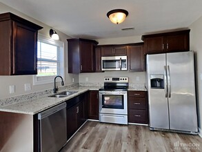 634 Hollow Crst in Clarksville, TN - Building Photo - Building Photo