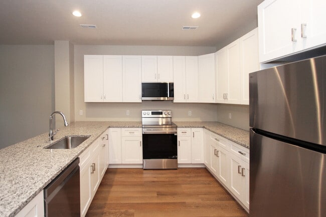 5226 Bancroft Ave in Lincoln, NE - Building Photo - Building Photo