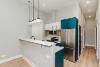 716 S Laflin St in Chicago, IL - Building Photo - Building Photo