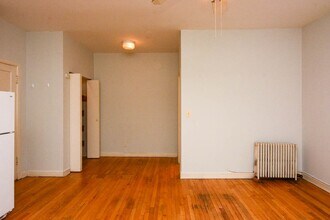 1053 W George St in Chicago, IL - Building Photo - Building Photo