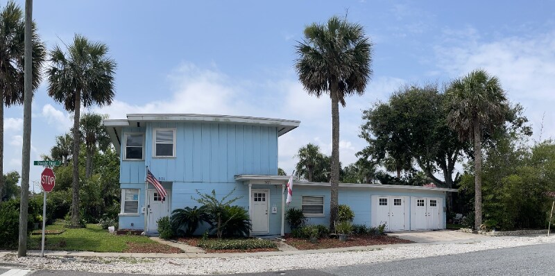 301 Oleander St in Neptune Beach, FL - Building Photo