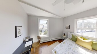 836 Canterbury St, Unit #2L in Boston, MA - Building Photo