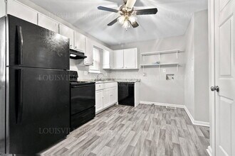 3418 Clingstone Way in Louisville, KY - Building Photo - Building Photo