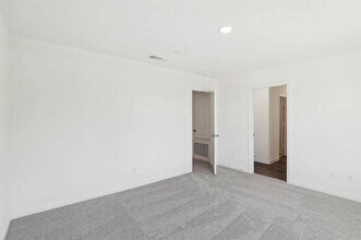 233 Berthe Ct in Cedar Hill, TX - Building Photo - Building Photo