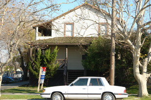 650 Main St Apartments