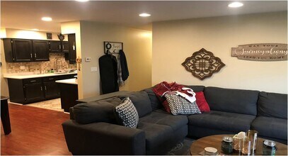 45 John St, Unit 1C in Bloomfield, NJ - Foto de edificio - Building Photo