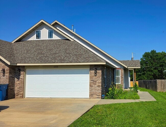 property at 1201-1203-1203 N 9th Ave